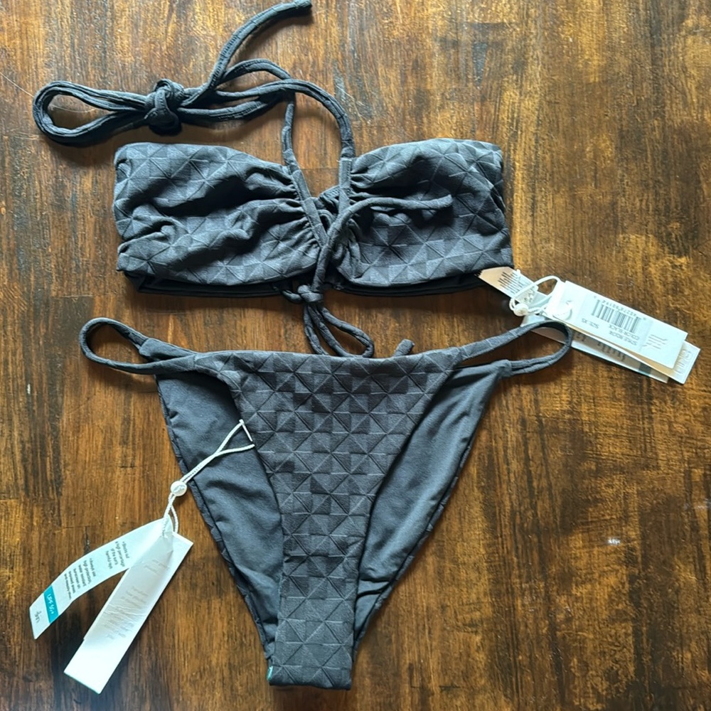 Skin Worldwide Bikini Set NWT